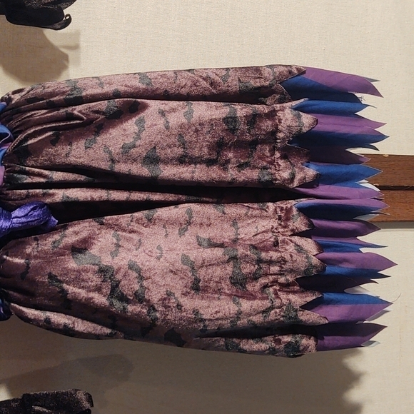 Spooktacular Creations Purple and Black Witch Dress with Puffed Sleeves Sz S - Picture 8 of 9